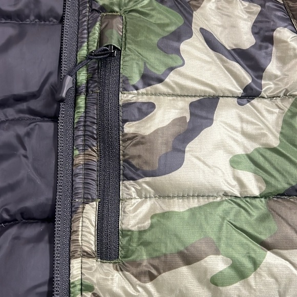 NWT CANADA GOOSE HyBridge® Lite Hoody Green Camouflage Print Jacket - Picture 7 of 14